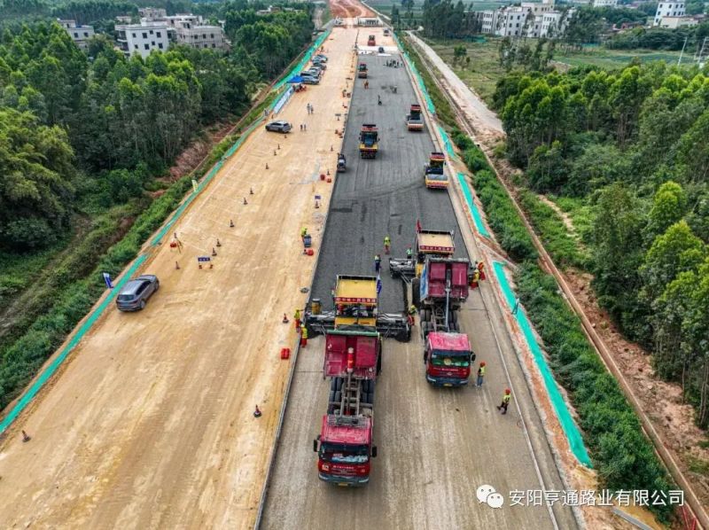 【省重 點項目】3D技術“打印”高速公路，南三島大橋項目進入路面工程施工階段