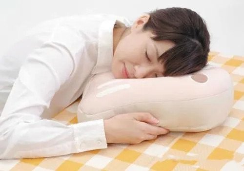 睡姿不正確會對脊柱側(cè)彎產(chǎn)生影響嗎？